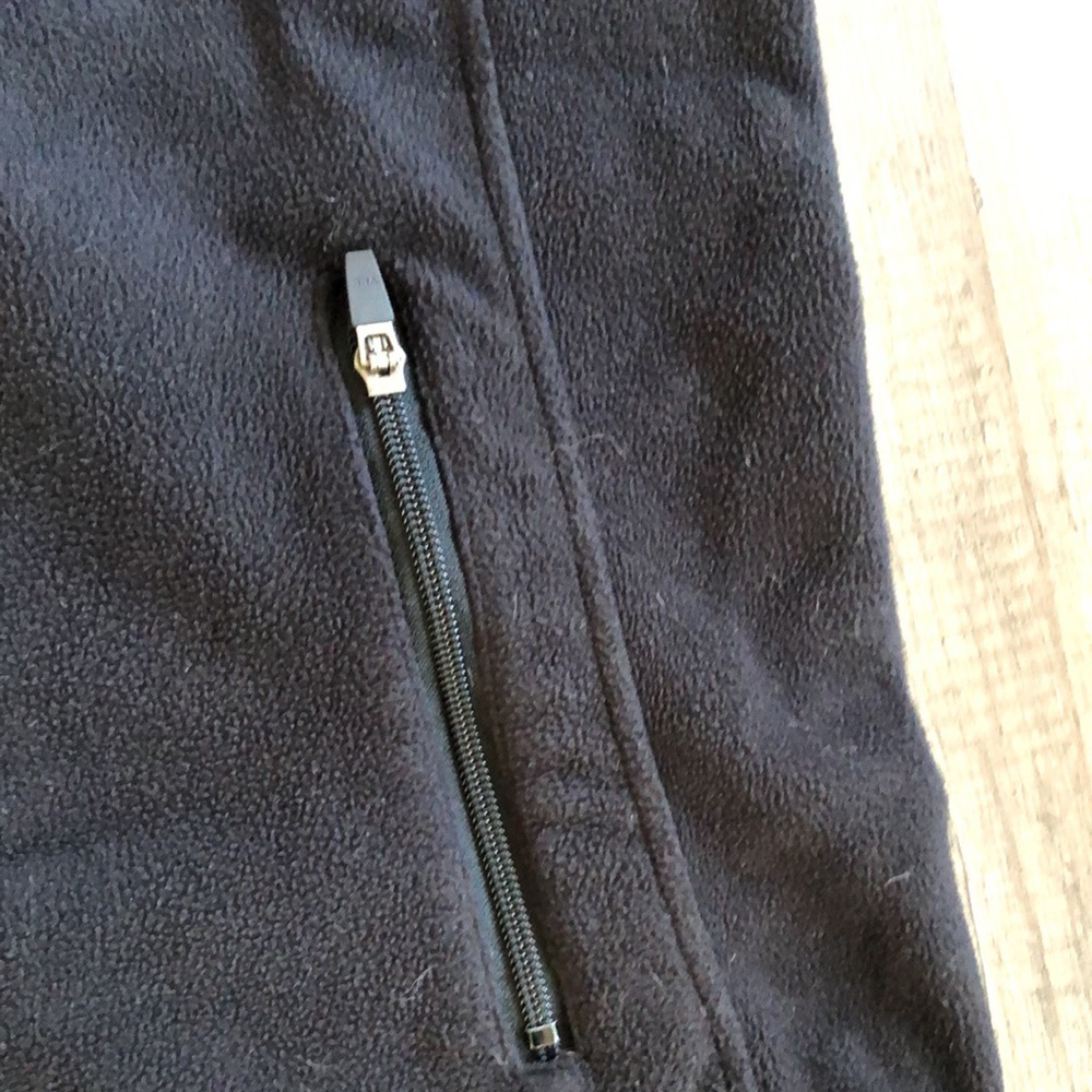 L.L.Bean Men’s Black Fleece Vest Large - Picture 4 of 9